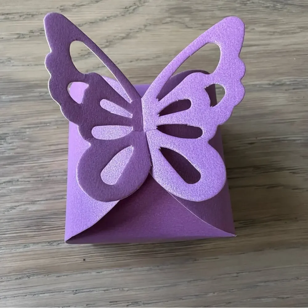 NWOT Purple Butterfly Gift Box (40)